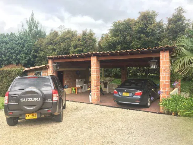 Casa de 4 alcobas en venta en Los Salados, El Retiro · foto 21 de 24