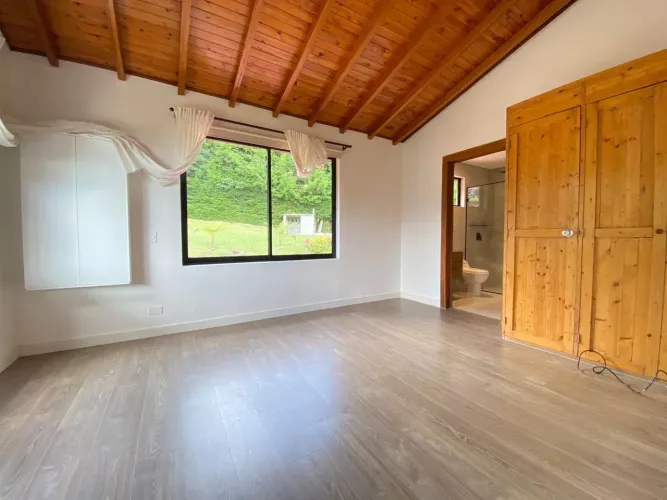 Finca en venta en Tablacito, Rionegro, 11493 m² · foto 10 de 24
