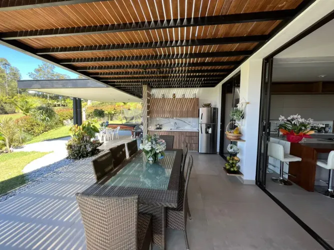 Casa de 4 alcobas en venta en Las Garzonas, El Carmen de Viboral · foto 7 de 24