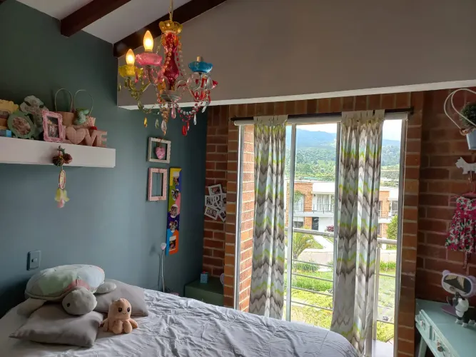 Casa de 3 alcobas en venta en El Retiro, 230 m² · foto 2 de 24