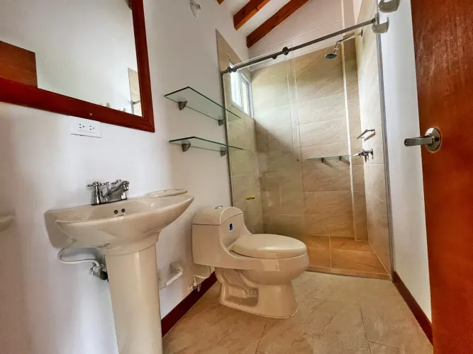 Casa de 4 alcobas en venta en El Carmen De Viboral, El Carmen de Viboral · foto 4 de 19