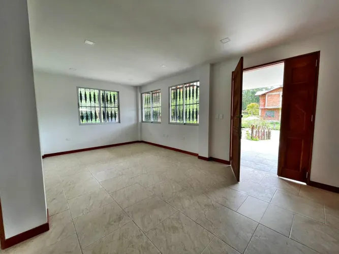 Casa de 4 alcobas en venta en El Carmen De Viboral, El Carmen de Viboral · foto 11 de 19