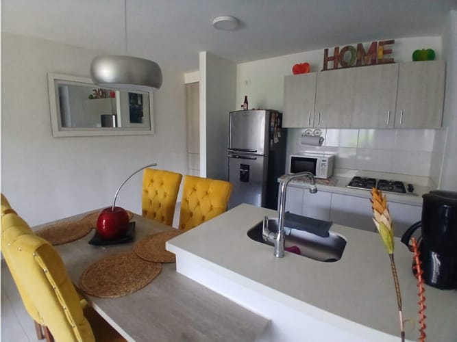 Apartamento de 3 alcobas en venta en Ricaurte, 65 m² · foto 10 de 24