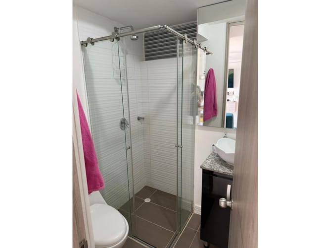 Apartamento de 3 alcobas en venta en Ricaurte, 65 m² · foto 19 de 24
