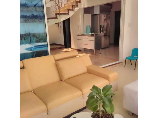 Casa de 6 alcobas en venta en Ciudad Jardin, Cali, 500 m² · foto 5 de 19