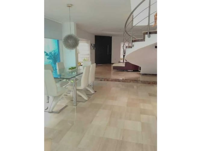 Casa de 6 alcobas en venta en Ciudad Jardin, Cali, 500 m² · foto 7 de 19
