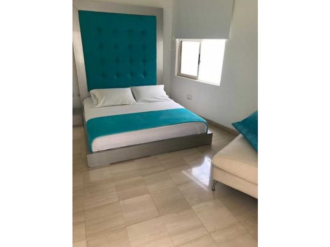 Casa de 6 alcobas en venta en Ciudad Jardin, Cali, 500 m² · foto 9 de 19