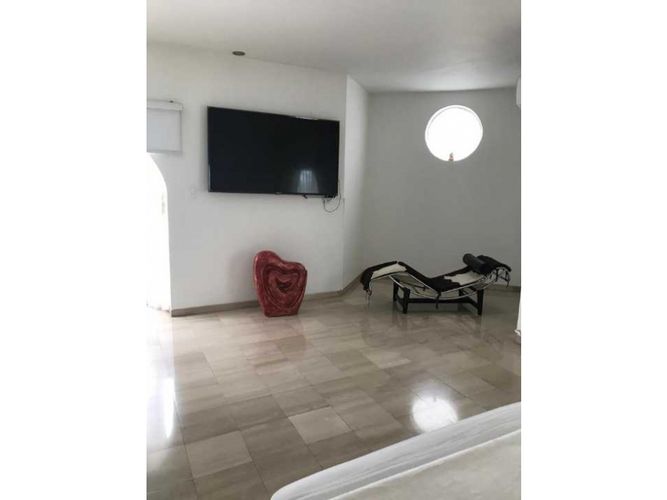 Casa de 6 alcobas en venta en Ciudad Jardin, Cali, 500 m² · foto 12 de 19