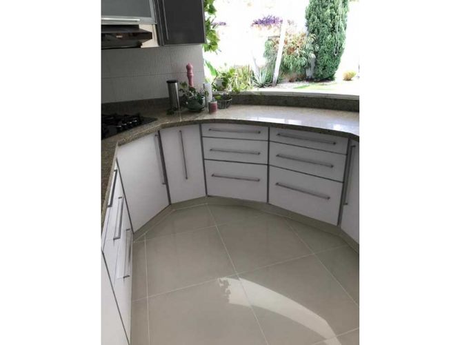 Casa de 6 alcobas en venta en Ciudad Jardin, Cali, 500 m² · foto 14 de 19