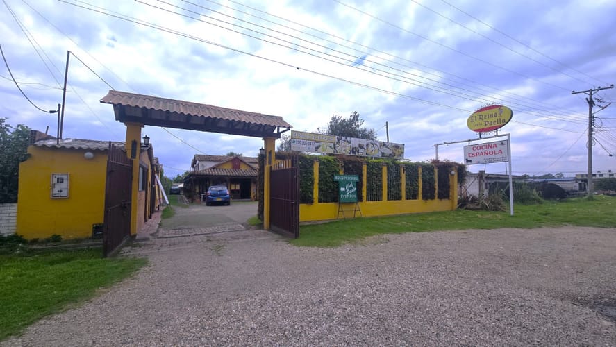 Casa de 3 alcobas en venta en Siberia, Cota, 802 m² · foto 2 de 15
