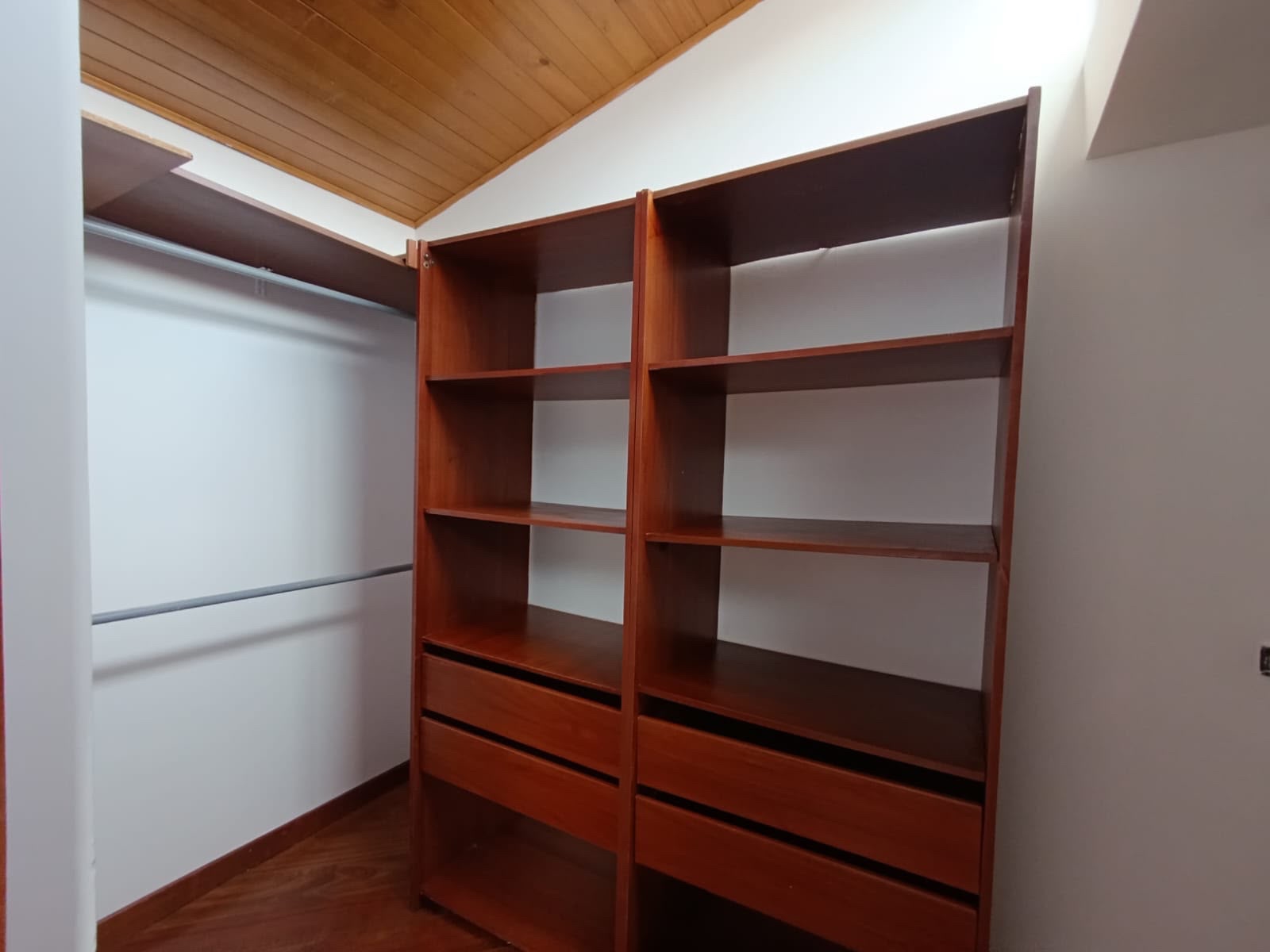 Casa en venta en Gratamira, Bogotá · foto 11 de 24