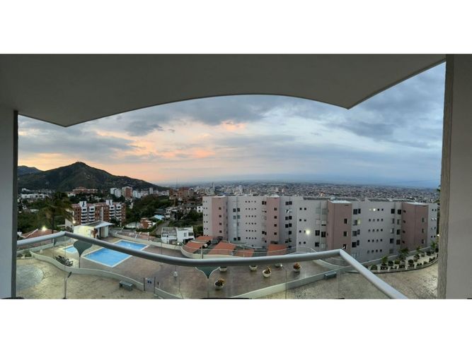 Apartamento de 3 alcobas en venta en Bellavista, Cali, 97 m² · foto 8 de 9