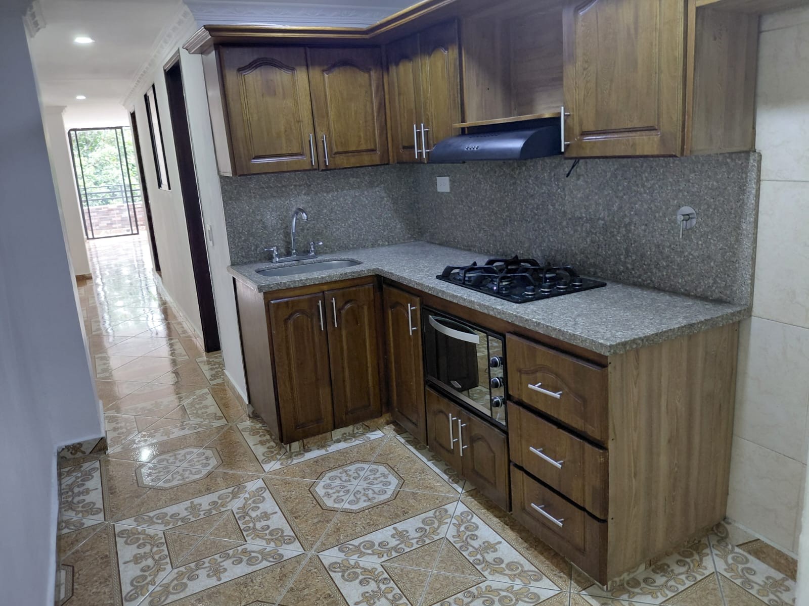 Apartamento en venta en Villa Paula, Itagüí · foto 2 de 24