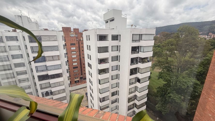 Apartamento de 5 alcobas en venta en La Calleja, Bogotá, 402 m² · foto 6 de 16