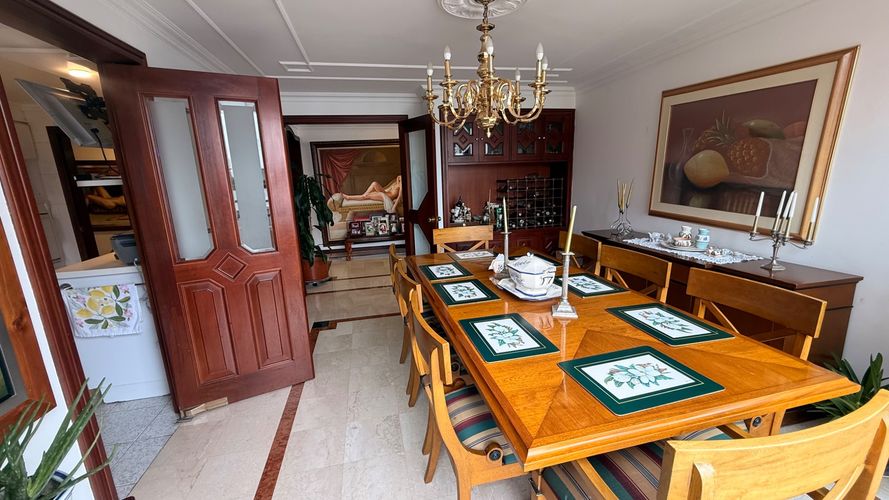 Apartamento de 5 alcobas en venta en La Calleja, Bogotá, 402 m² · foto 7 de 16