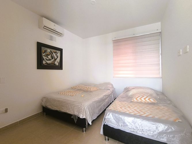Casa de 4 alcobas en venta en Las Palmas, Ricaurte, 341 m² · foto 13 de 21