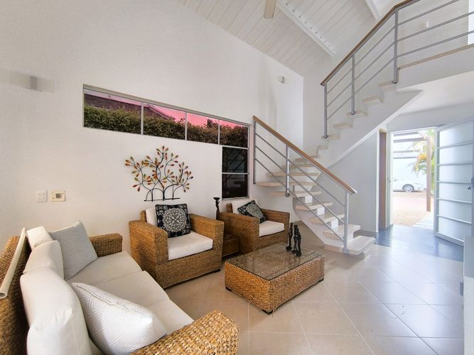 Casa de 4 alcobas en venta en Las Palmas, Ricaurte, 341 m² · foto 4 de 21