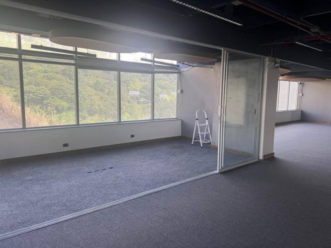 Oficina en arriendo en Las Palmas, Medellín, 250 m² · foto 12 de 24