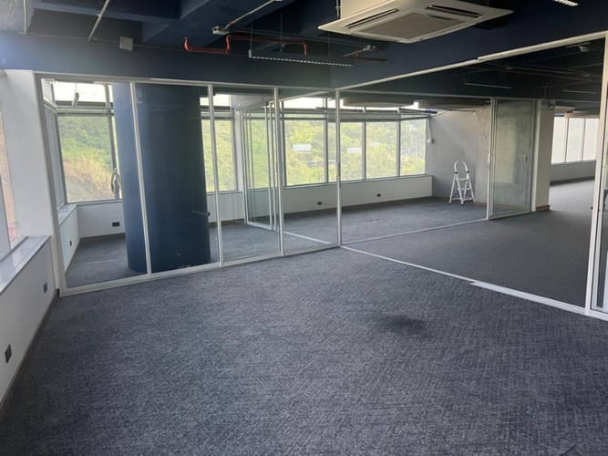 Oficina en arriendo en Las Palmas, Medellín, 250 m² · foto 15 de 24
