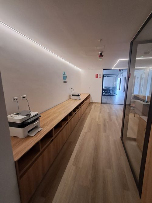 Oficina en arriendo en Los Colores, Medellín, 8 m² · foto 5 de 14