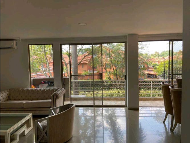 Casa de 6 alcobas en venta en Ciudad Campestre, Cali, 420 m² · foto 4 de 23