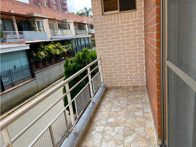 Casa de 6 alcobas en venta en Ciudad Campestre, Cali, 420 m² · foto 11 de 23