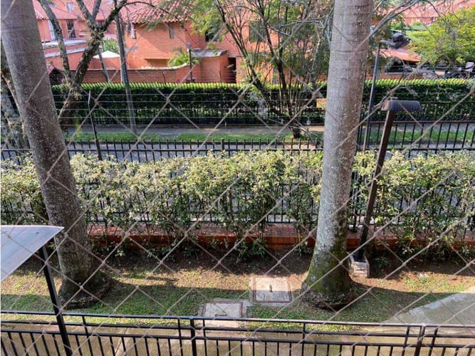 Casa de 6 alcobas en venta en Ciudad Campestre, Cali, 420 m² · foto 19 de 23