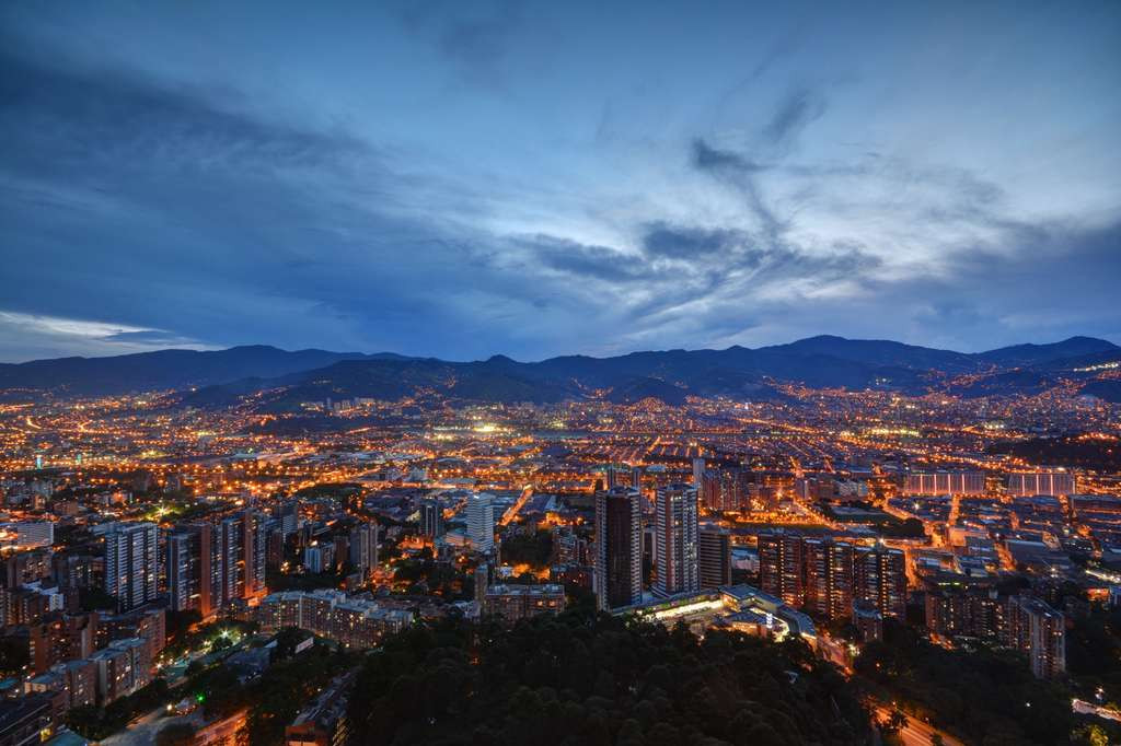 Apartamento en arriendo en Las Palmas, Medellín · foto 8 de 24