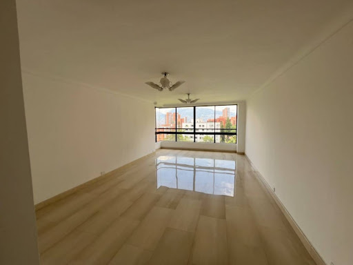 Apartamento en venta en Castropol, Medellín · foto 13 de 22