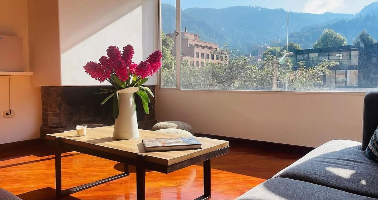 Apartamento de 2 habitaciones en arriendo en Santa Barbara, Bogotá — imagen 1 de 6