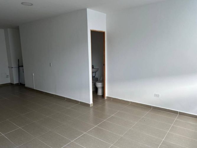 Oficina en arriendo en Mayorca, Sabaneta, 40 m² · foto 8 de 13