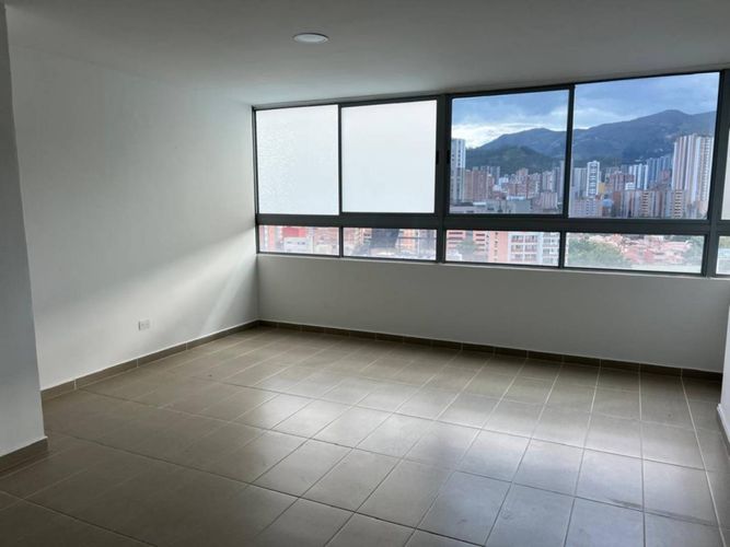 Oficina en arriendo en Mayorca, Sabaneta, 40 m² · foto 9 de 13