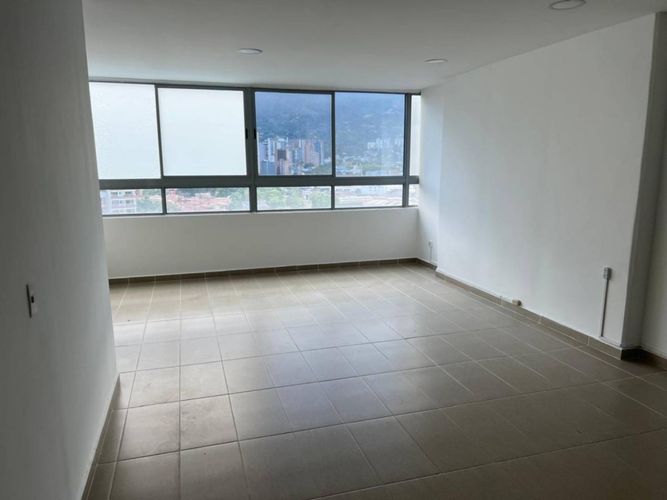 Oficina en arriendo en Mayorca, Sabaneta, 40 m² · foto 10 de 13