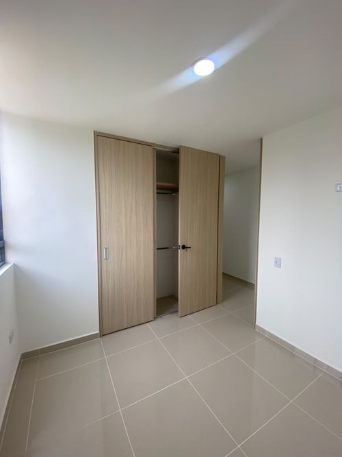 Apartamento de 2 alcobas en venta en San Alonso, Bucaramanga, 66 m² · foto 9 de 13