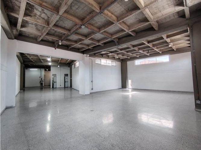 Bodega en arriendo en Belén San Bernardo, Medellín, 200 m² · foto 7 de 21