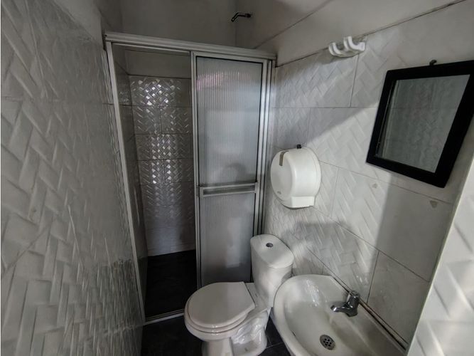Bodega en arriendo en Belén San Bernardo, Medellín, 200 m² · foto 12 de 21