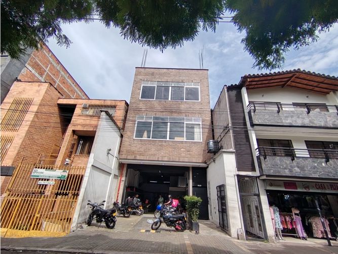 Bodega en arriendo en Belén San Bernardo, Medellín, 200 m² · foto 19 de 21