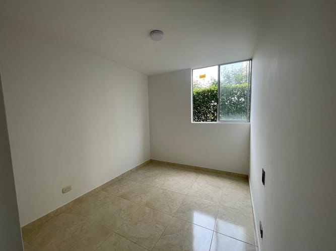 Apartamento de 3 alcobas en venta en Bochalema, Cali, 62 m² · foto 5 de 14