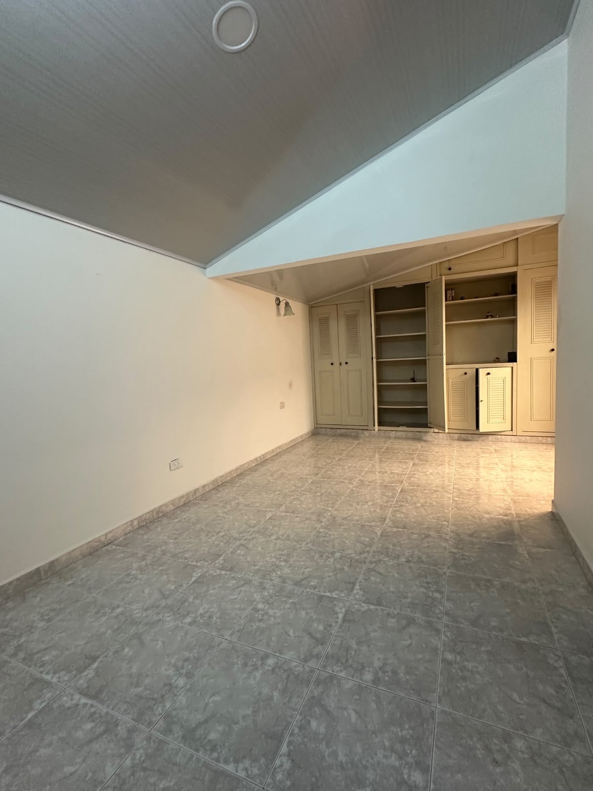Casa en venta en El Poblado Ii Etapa, Pereira · foto 3 de 8