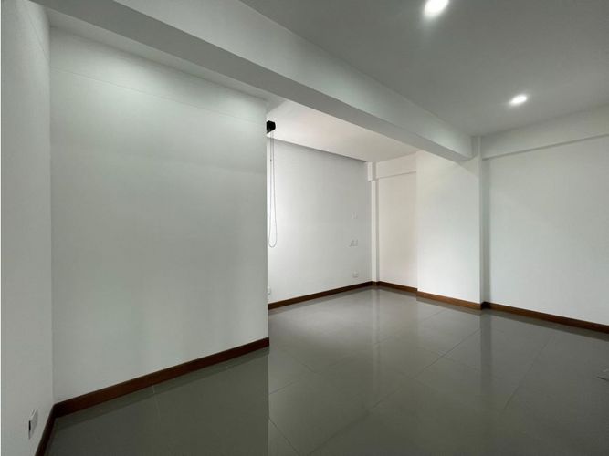 Apartamento de 4 alcobas en venta en Laureles, Medellín, 176 m² · foto 4 de 14