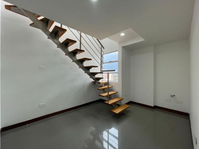 Apartamento de 4 alcobas en venta en Laureles, Medellín, 176 m² · foto 12 de 14