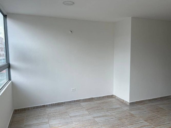 Oficina en arriendo en Mayorca, Sabaneta, 40 m² · foto 3 de 10