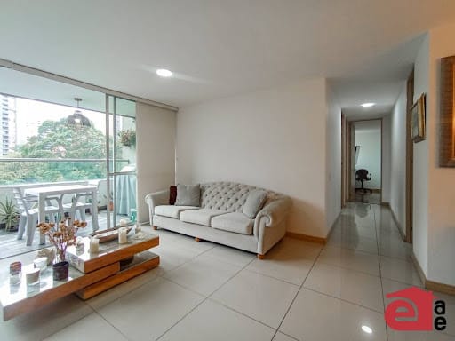 Apartamento de 2 alcobas en venta en Vegas De San Jose, Sabaneta, 90 m² · foto 2 de 15