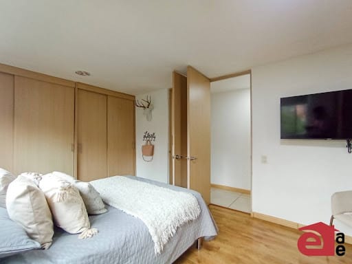 Apartamento de 2 alcobas en venta en Vegas De San Jose, Sabaneta, 90 m² · foto 5 de 15