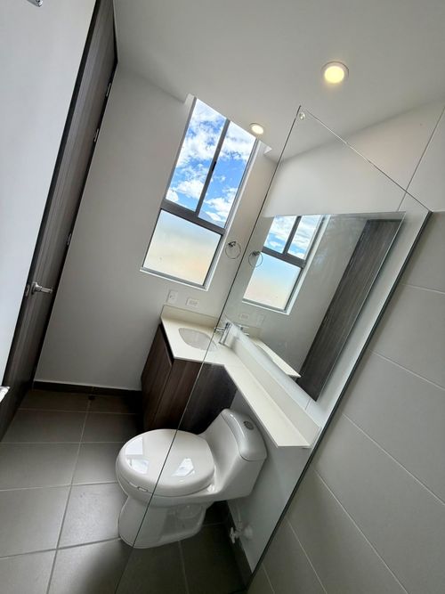 Apartamento de 3 alcobas en venta en Suramerica, Itagüí, 94 m² · foto 4 de 24