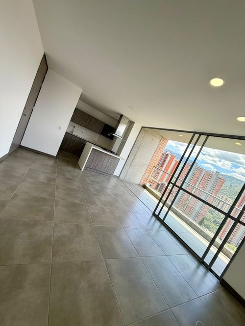 Apartamento de 3 alcobas en venta en Suramerica, Itagüí, 94 m² · foto 20 de 24