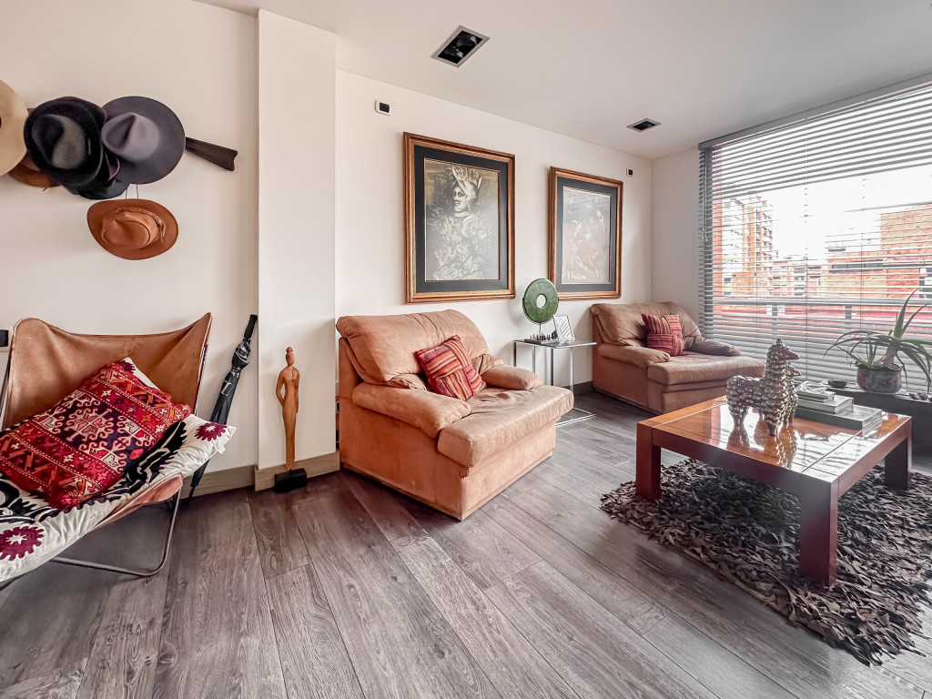 Apartamento en venta en Los Rosales, Bogotá · foto 3 de 22