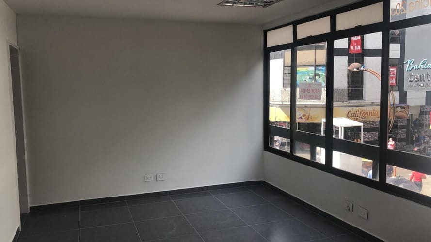 Oficina en arriendo en Sector Plaza De Bolivar, Pereira, 40 m² · foto 6 de 9