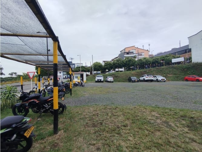 Lote en venta en Avenida 30 De Agosto, Pereira, 1026 m² · foto 12 de 16