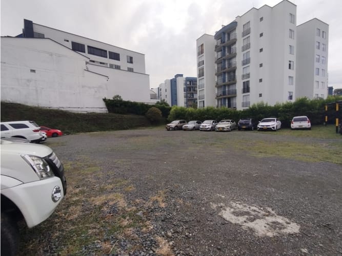 Lote en venta en Avenida 30 De Agosto, Pereira, 1026 m² · foto 13 de 16